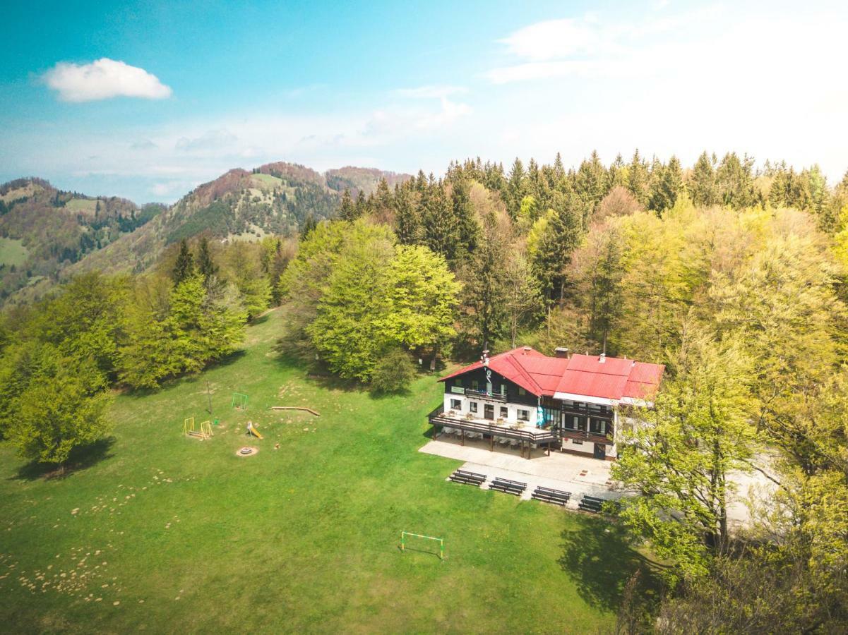 Planinski Dom Na Kalu Bed and Breakfast Dol pri Hrastniku Buitenkant foto